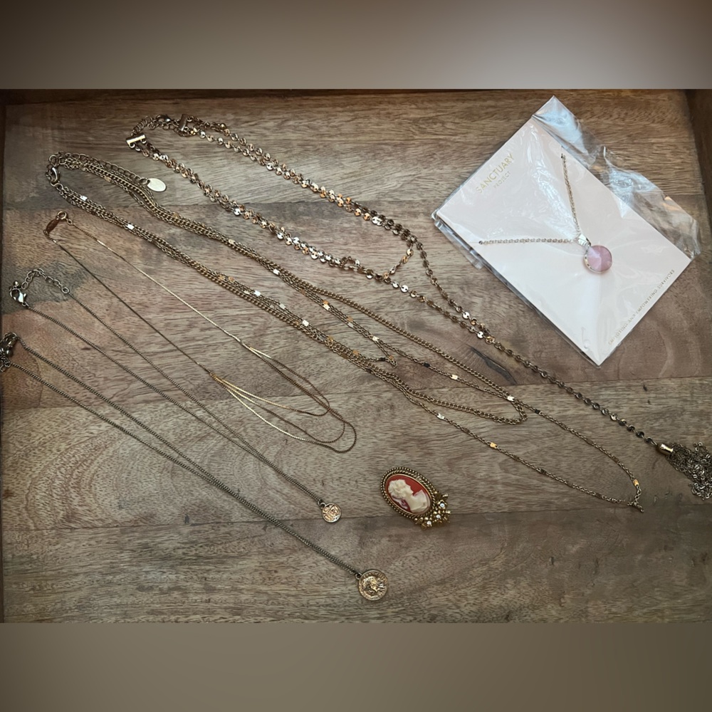 Gold Tone Layering Necklace 7 Piece Lot